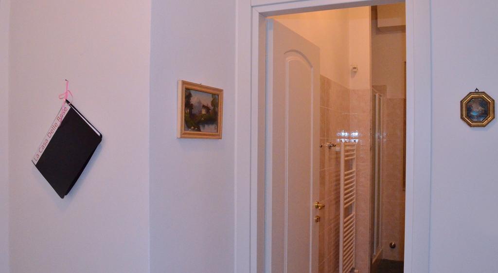 La Casa Delle Rose Room With Air Conditioning La Spezia Bagian luar foto